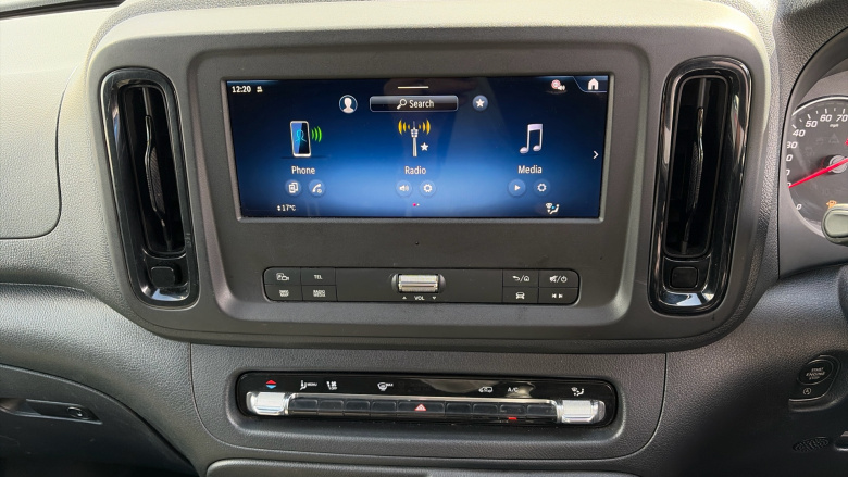 Mercedes-Benz Vito L2 Diesel Rwd 114CDI Pro Van